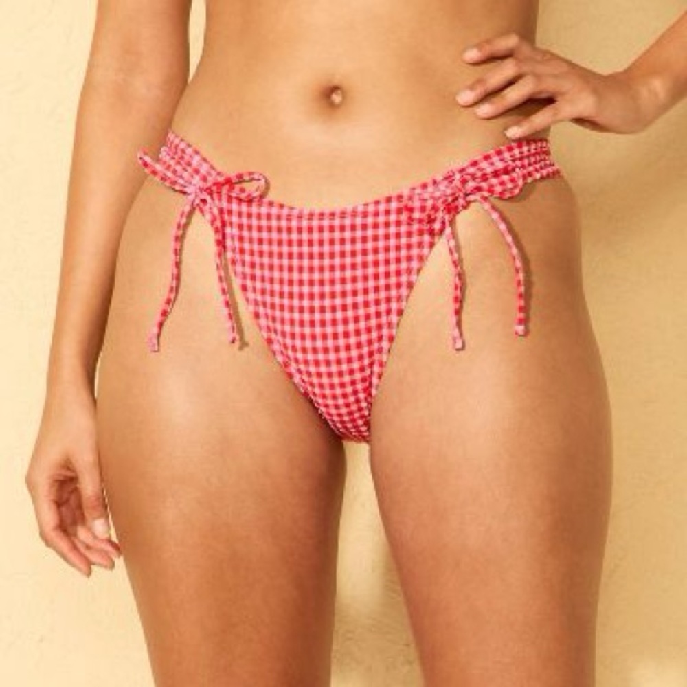 Gingham Seersucker Low-Rise Extra High Leg Extra Cheeky Bikini Bottom - S.  New.